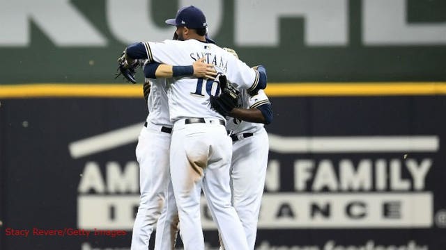 Chase Anderson stymies Cubs as Brewers regain 1st place
