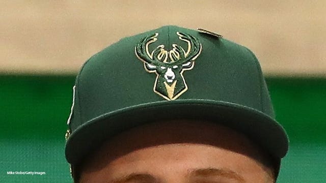 Milwaukee Bucks seek college artists to design custom giveaway cap