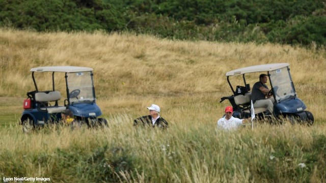 Pres. Trump tweets, hits links before high-stakes Putin meeting