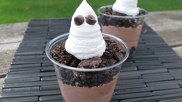 Yum! The Cooking Mom shares fun, easy Halloween treats that are sure to be a hit