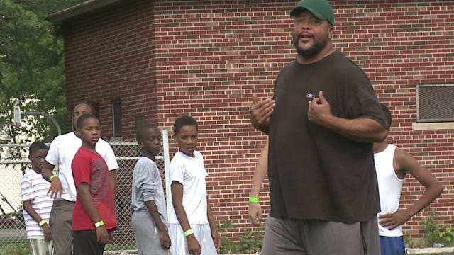 FREE football camp for kids: Former Packers nose tackle Gilbert Brown leads the charge