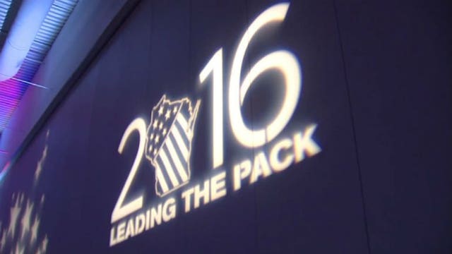 Scott Walker, other Wisconsin Republicans avoid Trump talk at state convention