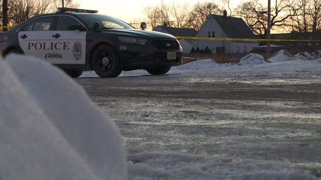 Neighbors anxious to learn what caused death of 34-year-old woman, found in alley in Kenosha