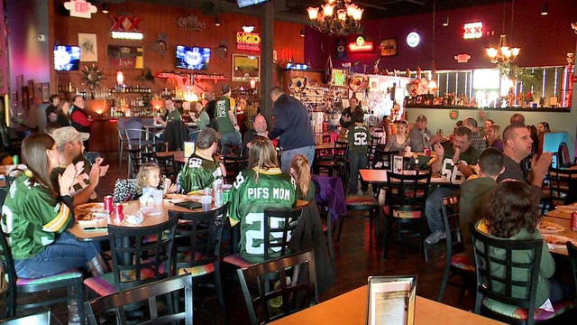 "I respect them a lot:" Owner of popular Mexican restaurant offers free meals to law enforcement