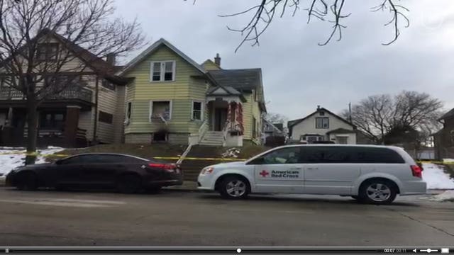 6 people displaced, 2 dogs perish in fire near 34th and Scott