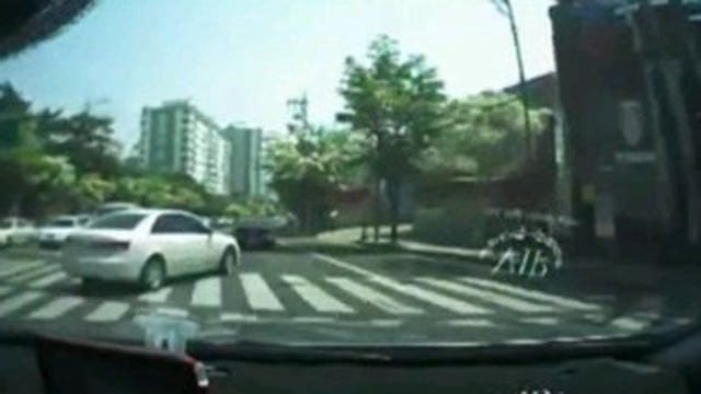 South Korean govt. looking into cases of runaway Hyundais