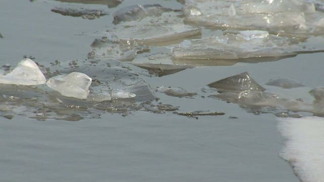 Heading out on Lake Michigan? Dress for water temperature, not air temperature