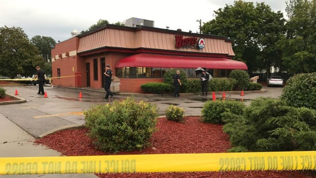 Milwaukee police investigate shooting at Wendy's near North and 7th