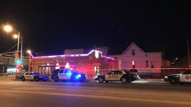 Police seek masked suspect who robbed Chicken Palace restaurant near 35th and National