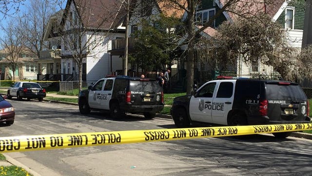 Police: 18-year-old man shot, wounded near 25th & Auer in Milwaukee