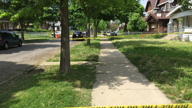 Police: 31-year-old man shot, wounded by his own brother near 39th & Center