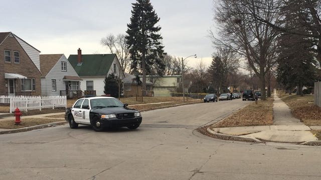 Homicide investigation: 36-year-old man found with multiple gunshot wounds near 64th and Congress