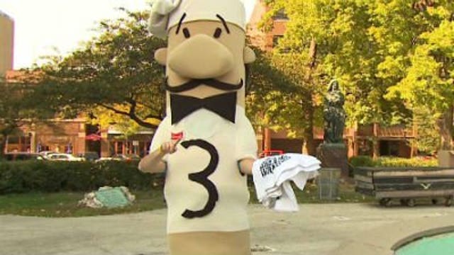 Cedarburg brother/sister charged in Racing Sausage theft