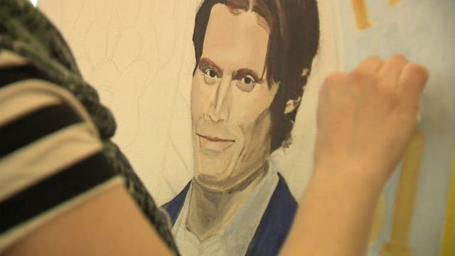 Honoring alumnus James Foley at Marquette University: Local artist painting his portrait