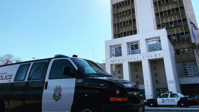 MPD: 107 arrests for stay-at-home violations; Council unanimously approves $500 fines