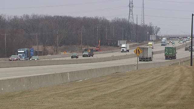 Pedestrian struck by vehicle, killed in 'very scary' crash on SB I-94 in Kenosha County