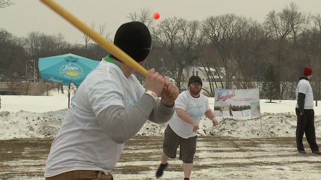 Very first Leinenkuglel's Snowball Classic had fans "thinking about the return of baseball"