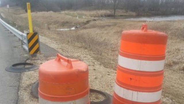 Heavy rain, high water threatens levee in Kenosha County
