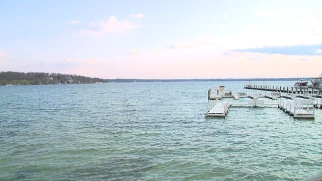 Lake Geneva City Council votes 4-3 to open beach for Memorial Day weekend