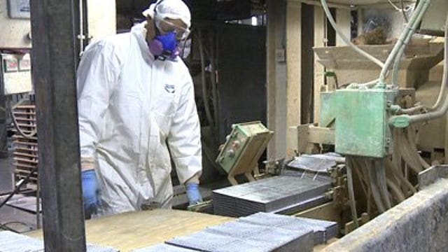 Jobs report shows improvement except in manufacturing