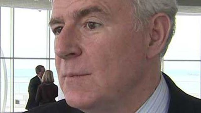 Barrett calls on Democrats to run clean campaigns