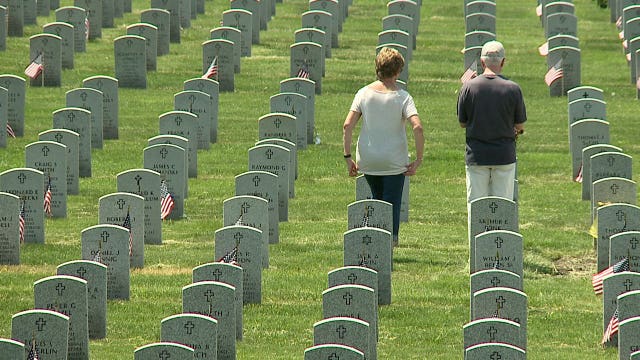 'Respect the soldiers:' Hundreds turn out for Memorial Day ceremony in Union Grove