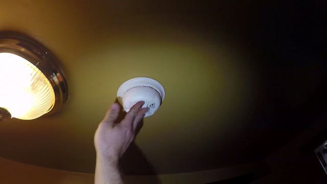 Working smoke detectors save lives: After fatal fire near 44th & Juneau, alarms installed in neighborhood