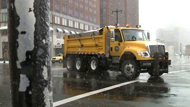 Milwaukee County road crews ready to deal with slush, rain