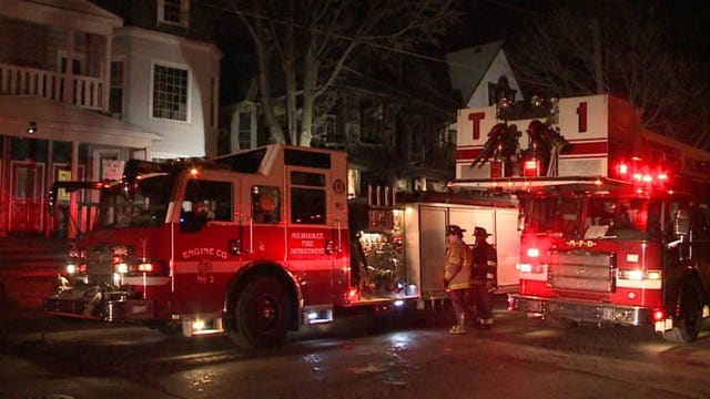 Overnight: Milwaukee firefighters battle two fires within minutes