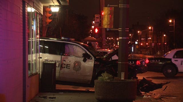 MPD squad car involved in crash near MLK and Center; 7 people taken to hospital