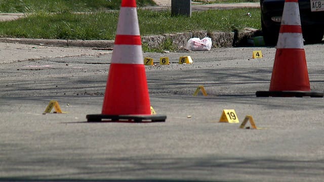 Police: Man, woman hurt in shooting near 25th and Monroe