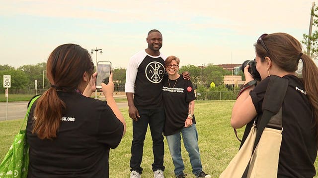 Packers receiver Ty Montgomery raises awareness of need for foster parents in Wisconsin
