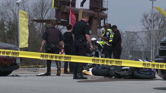 32-year-old motorcyclist killed in crash on Milwaukee's northwest side
