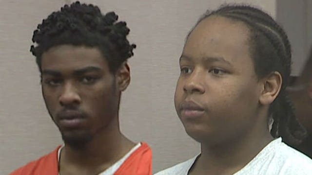 Milwaukee men accused in violent gas station robbery plead not guilty