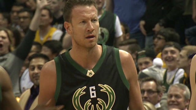 Bucks: Steve Novak, signed just last week, out for the season with sprained MCL