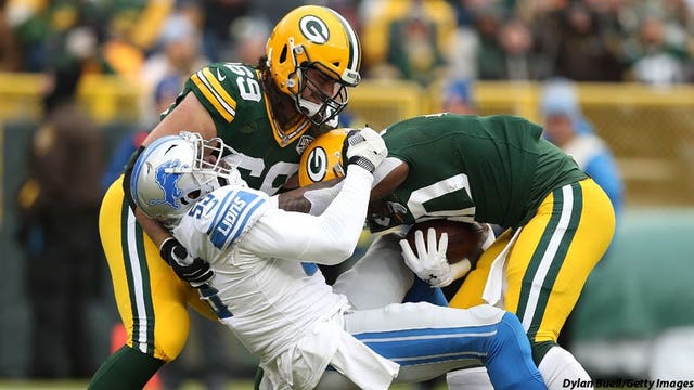Blanked at home: Packers fall to Lions 31-0 in final game; Rodgers suffers concussion