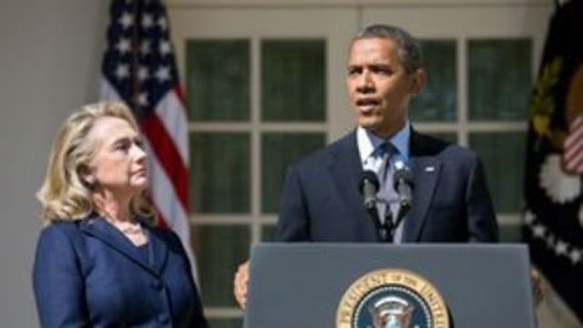 President Obama, Hillary Clinton sit down to lunch
