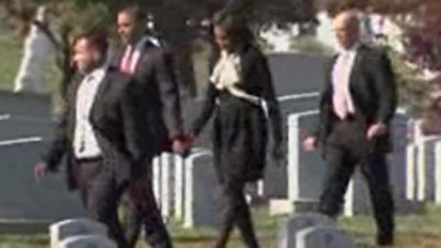 Obama honors veterans, says more should be done to help them