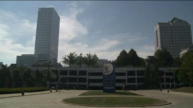 12-5 vote: County Board agrees to negotiate with Art Museum over sale, lease of O'Donnell Park