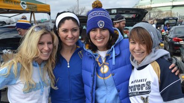 PICTURES: Milwaukee Brewers fans celebrate Opening Day 2013