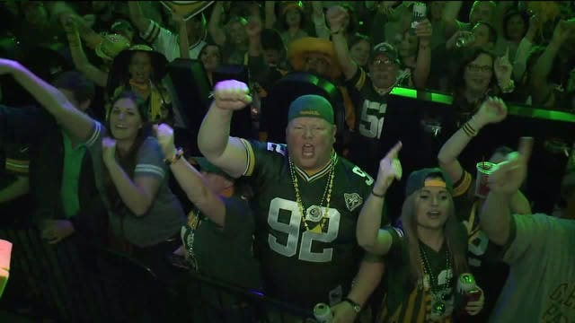 "Absolute fun!" Packers mania at Atlanta's Park Tavern during green and gold pep rally