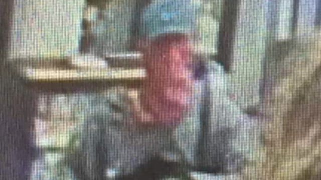 Waukesha police: Man with bandana covering face robs PDQ gas station