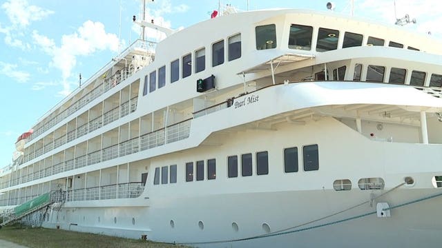 Port Milwaukee signs deal, gives cruise company priority docking