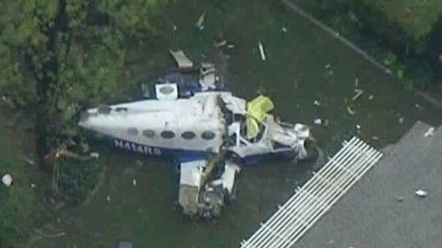 Plane crashes in California neighborhood, 2 killed, 2 hurt