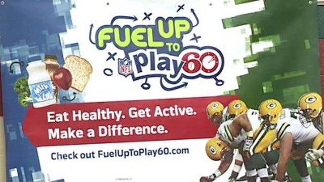 Packers tailgate party held just for kids in Richfield