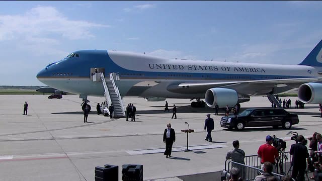 Small plane violates restricted air space during President Trump visit