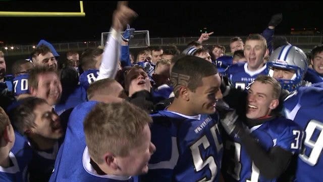 FEATURED: Waukesha West holds on, beats Waterford, 20-14