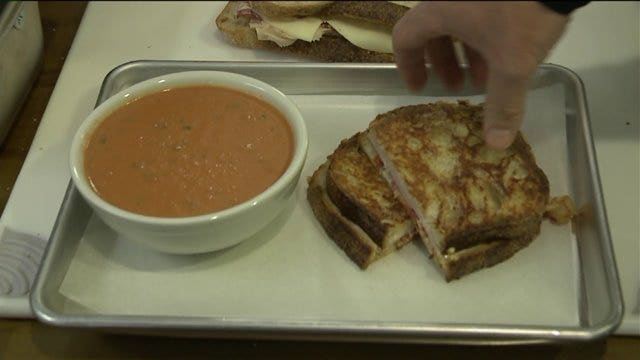 Fresh soups, panini & great catering: Chip gets a behind the scenes look at Simmer Café