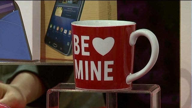 Dating or already married? Appropriate gifts for every stage of a relationship