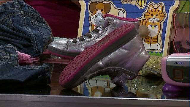 Make extra cash using Facebook -- but how?